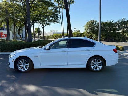 2016 BMW 5 Series 528i Sedan 4D