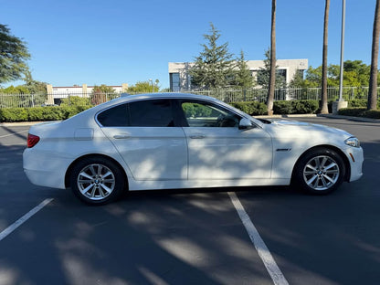 2016 BMW 5 Series 528i Sedan 4D