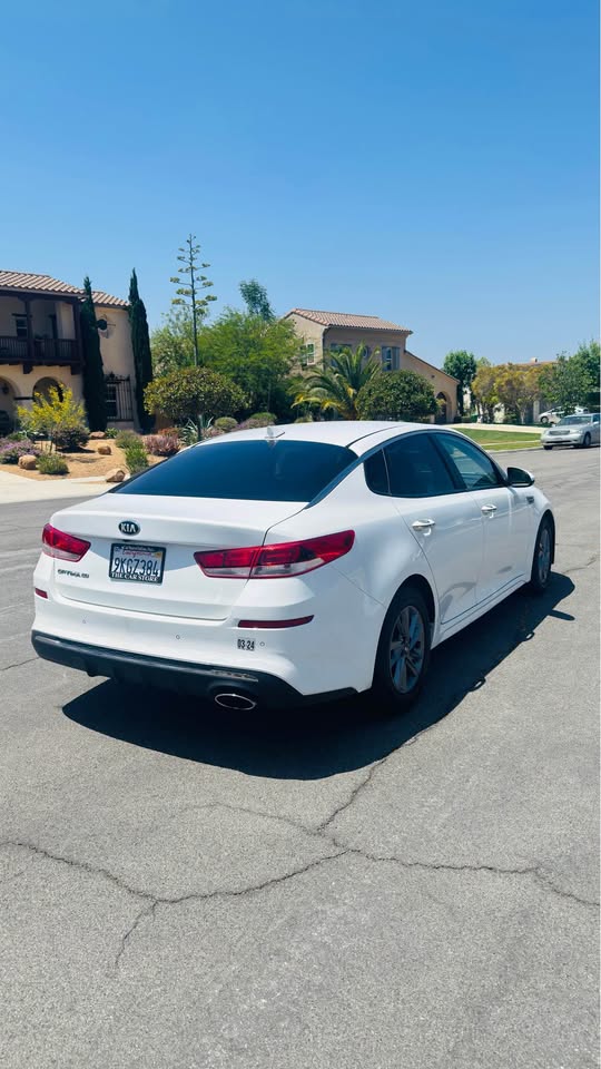 2020 Kia Optima LX Sedan