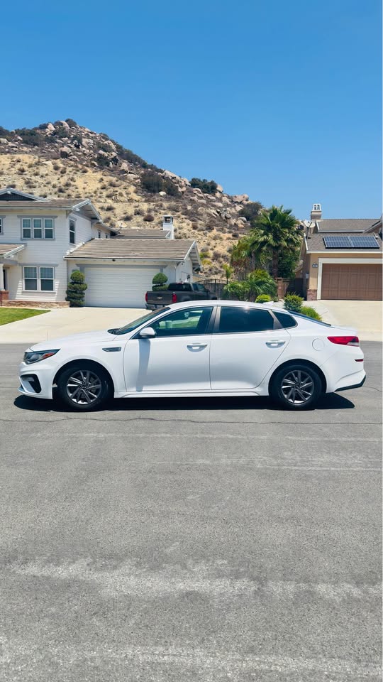 2020 Kia Optima LX Sedan