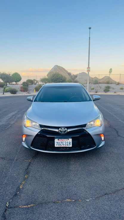 2017 Toyota Camry SE Sedan