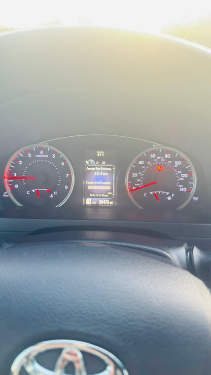 2017 Toyota Camry SE Sedan