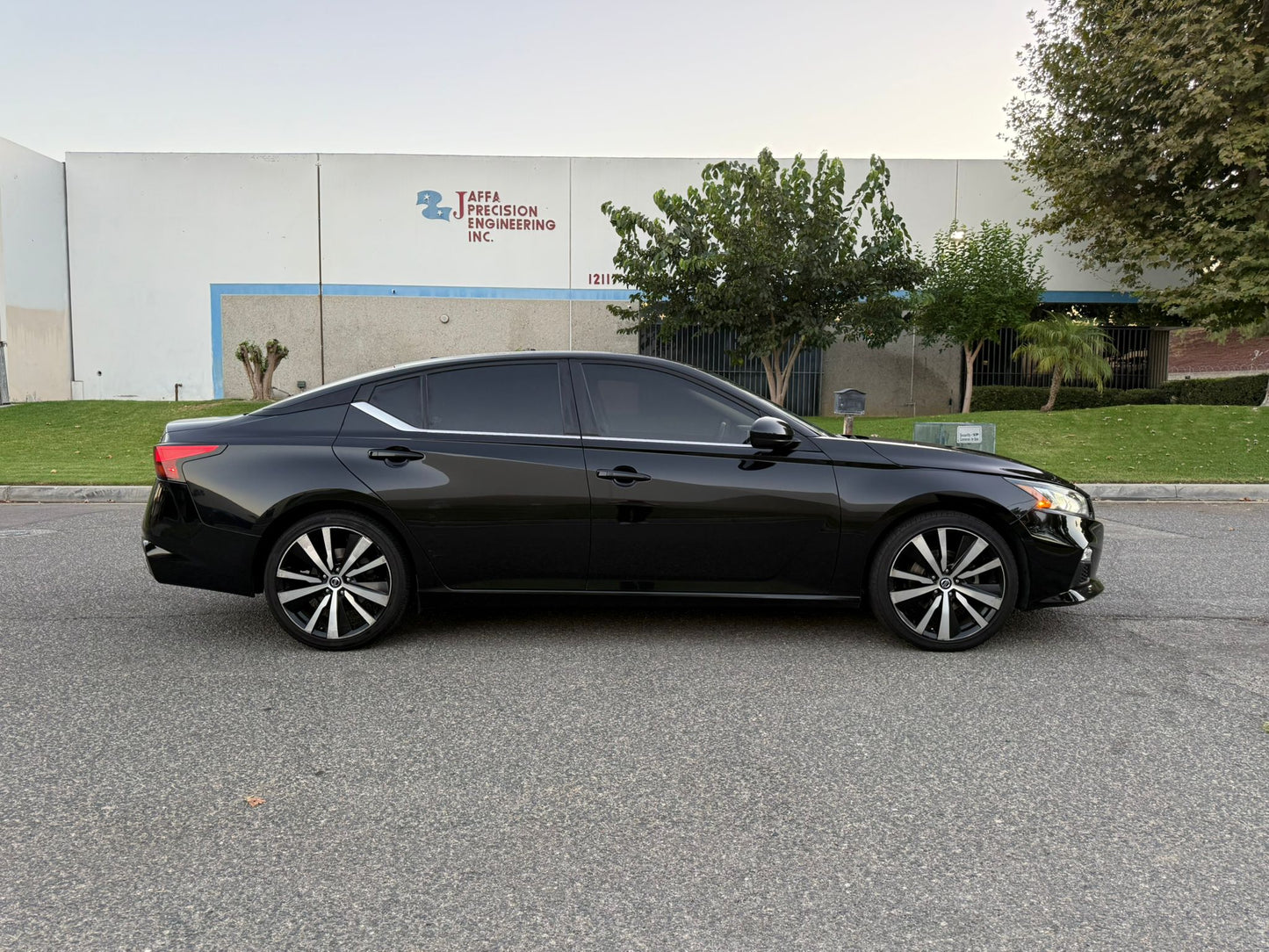 2020 Nissan Altima SR