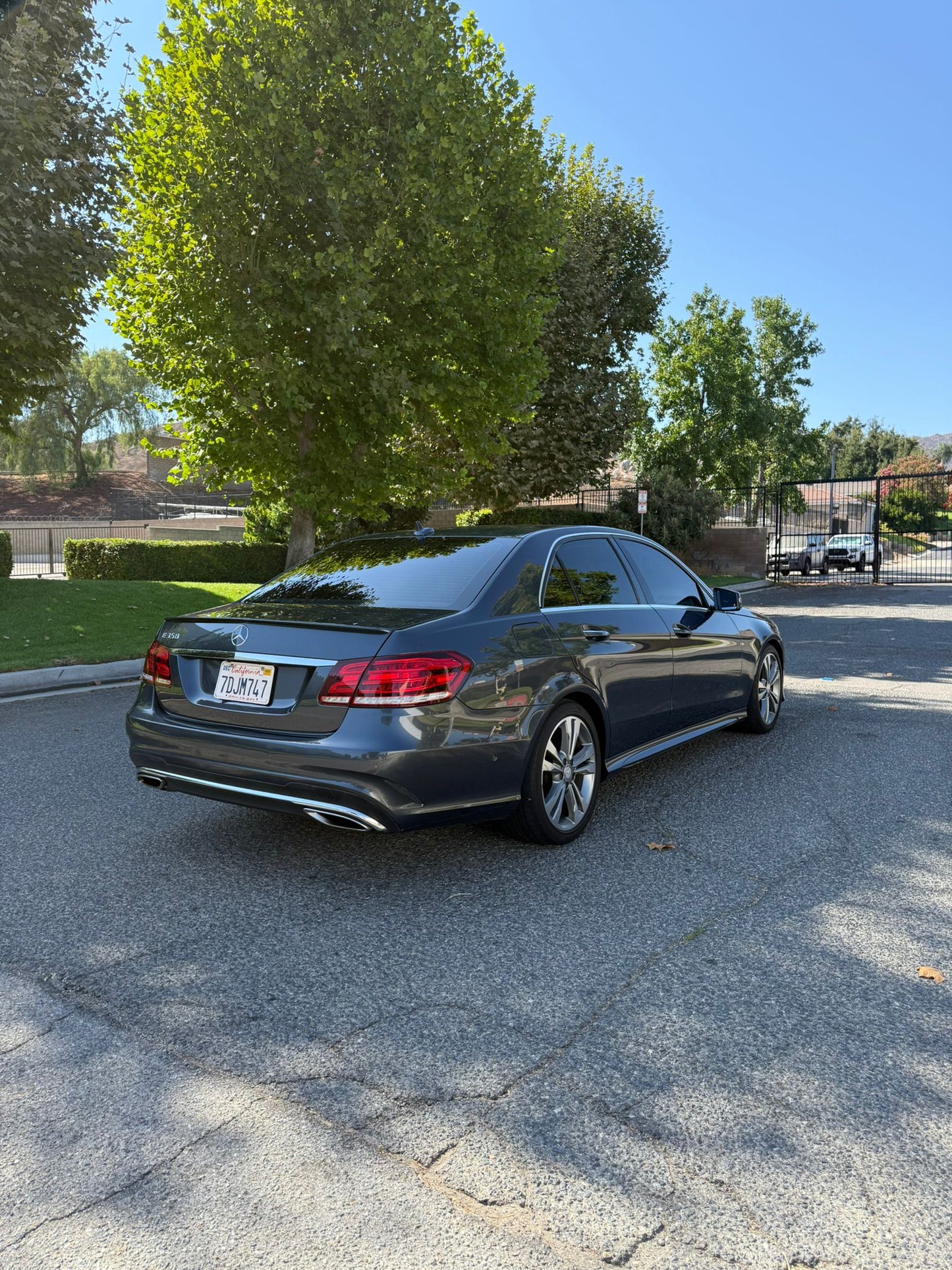 2014 Mercedes-Benz E350 4MATIC Luxury Sedan