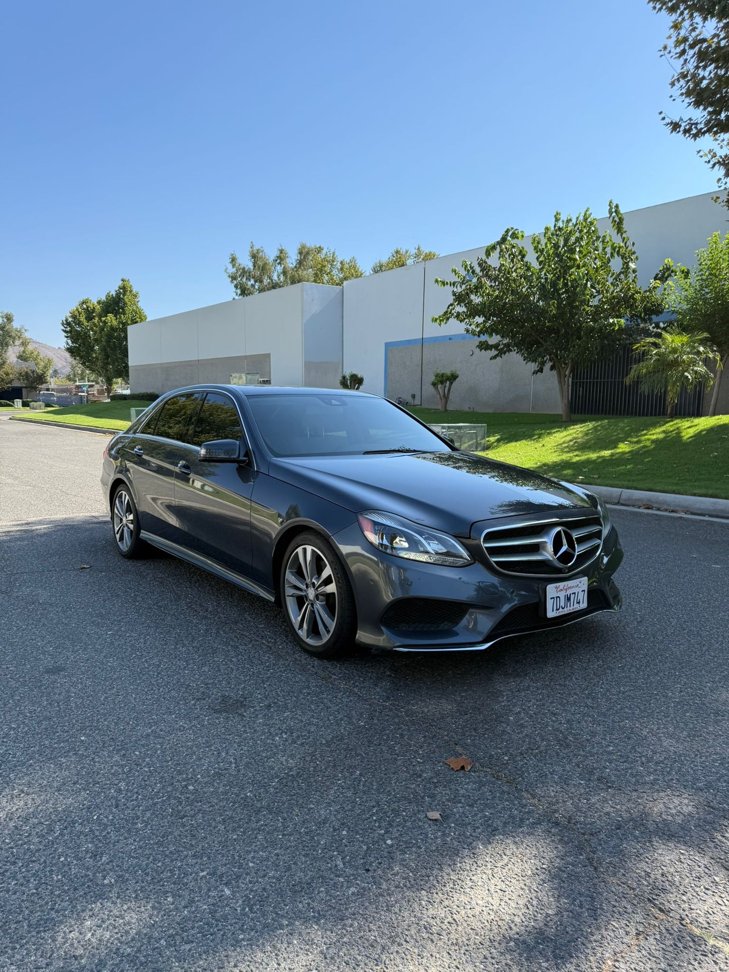 2014 Mercedes-Benz E350 4MATIC Luxury Sedan