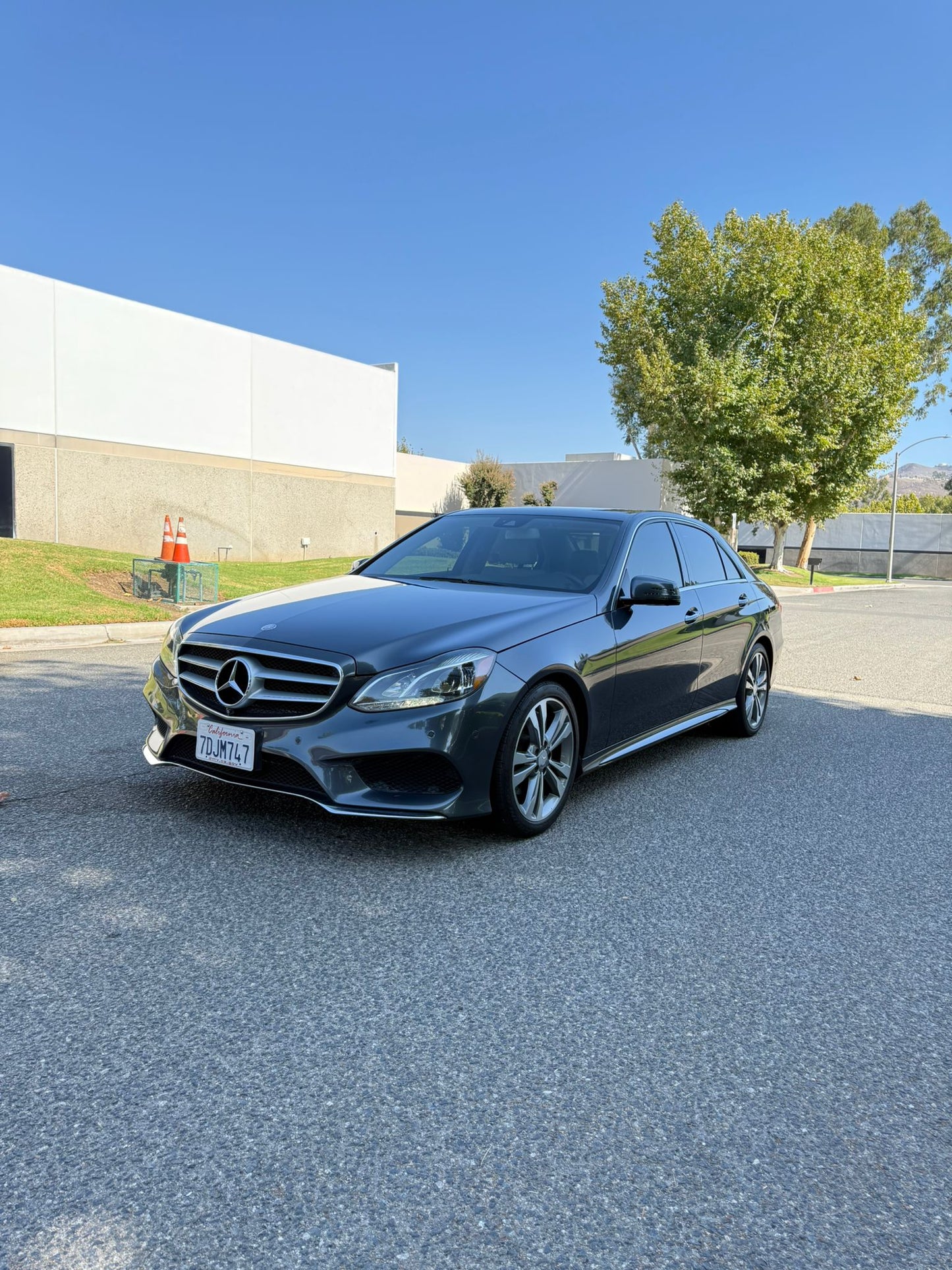 2014 Mercedes-Benz E350 4MATIC Luxury Sedan