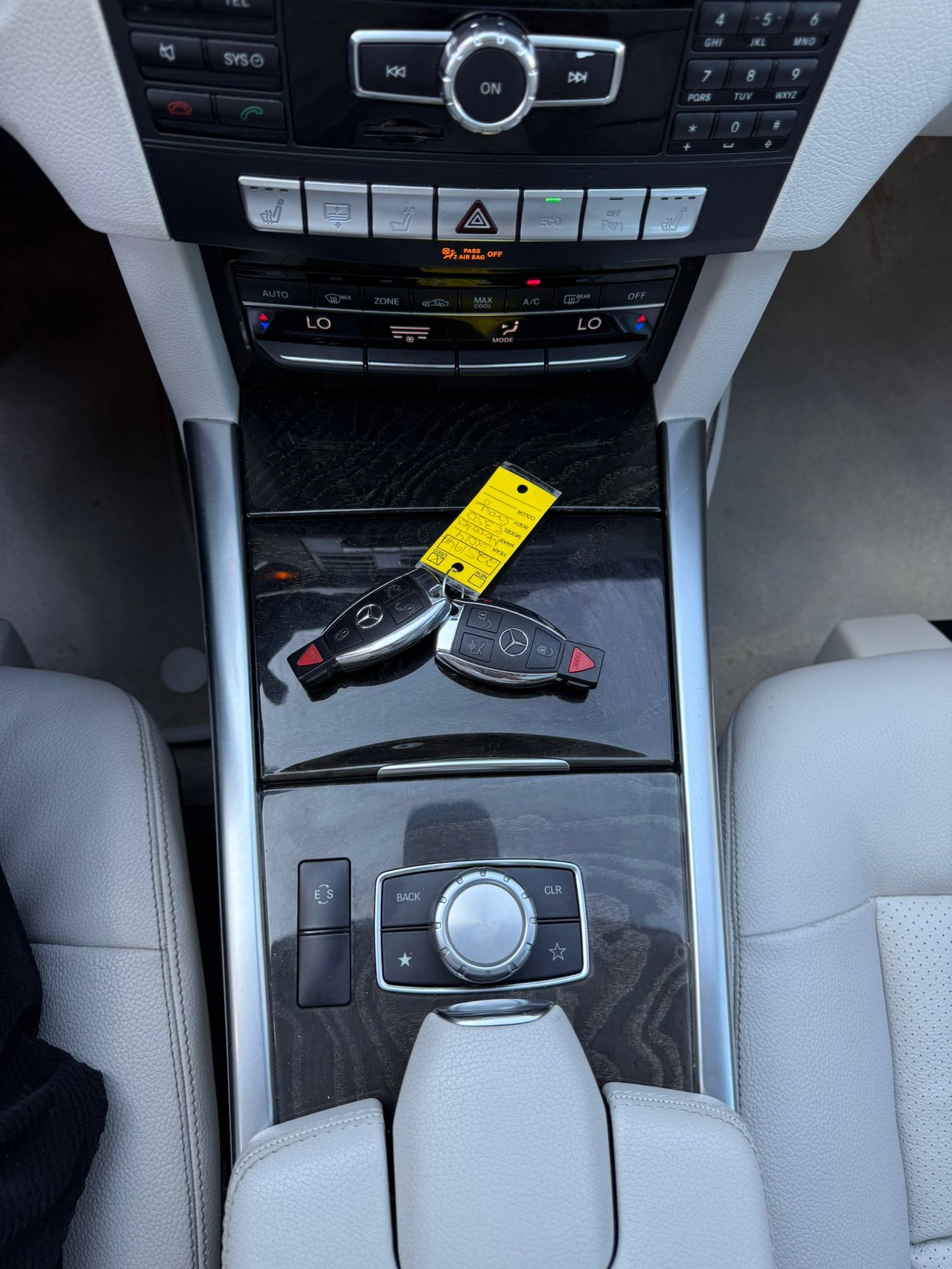 2014 Mercedes-Benz E350 4MATIC Luxury Sedan