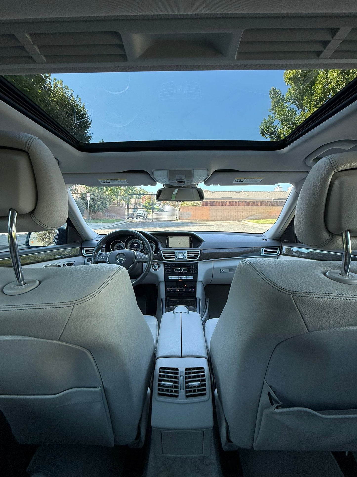 2014 Mercedes-Benz E350 4MATIC Luxury Sedan