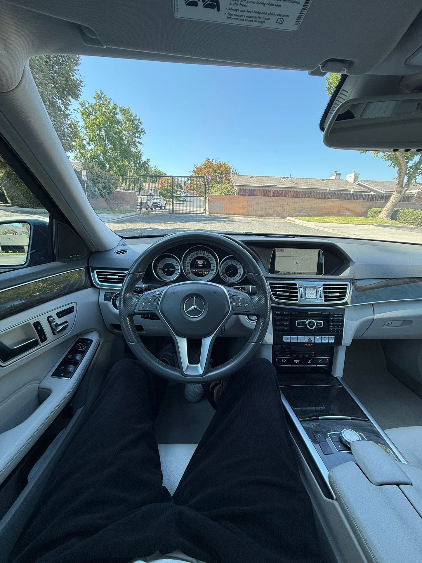 2014 Mercedes-Benz E350 4MATIC Luxury Sedan