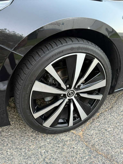 2020 Nissan Altima 2.5 SR Sedan