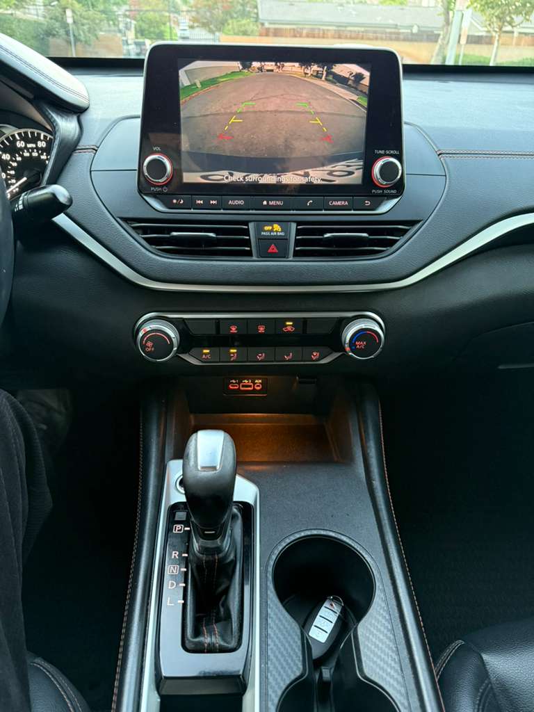 2020 Nissan Altima 2.5 SR Sedan