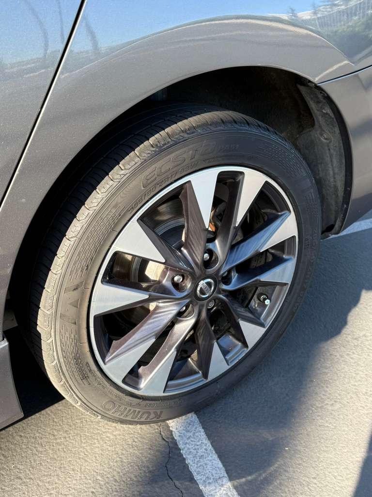 2016 Nissan Sentra SR Sedan 4D