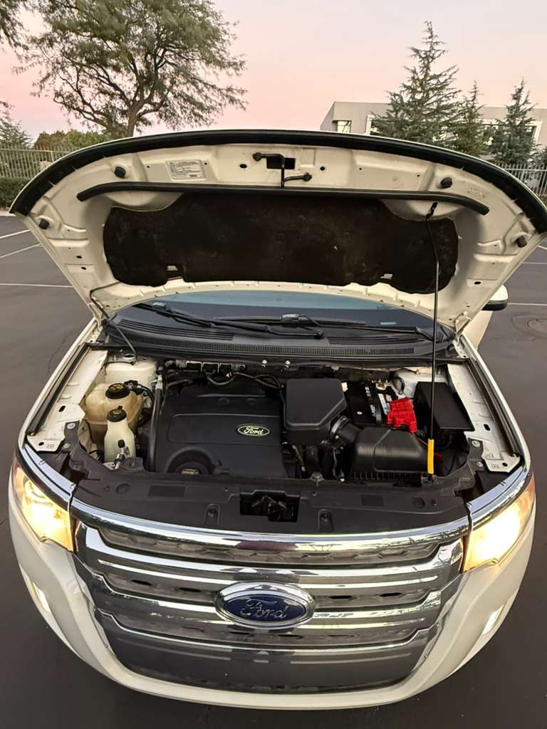 2013 Ford Edge SEL – FWD