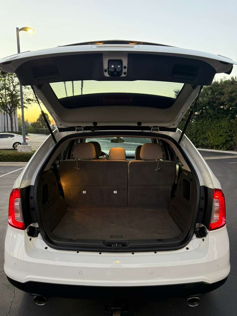 2013 Ford Edge SEL – FWD